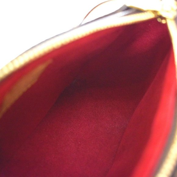 Authenticity Guarantee LOUIS VUITTON Viva Cite PM Shoulder Bag Monogram Leather - Picture 13 of 15